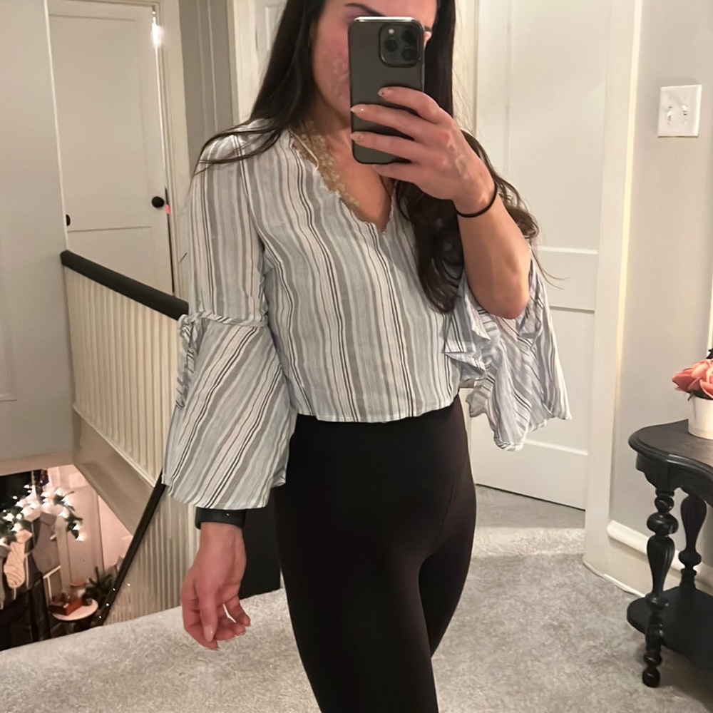 LF Seek the Label V Neck 3/4 Bell Sleeve Striped Crop Top Blouse NWT